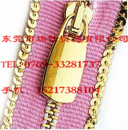 金色牙花边布带